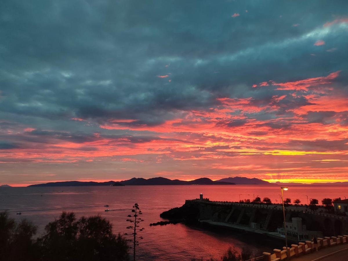 Domus Tilla Πιομπίνο Εξωτερικό φωτογραφία